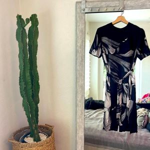 All saints size 8 dress with belt.